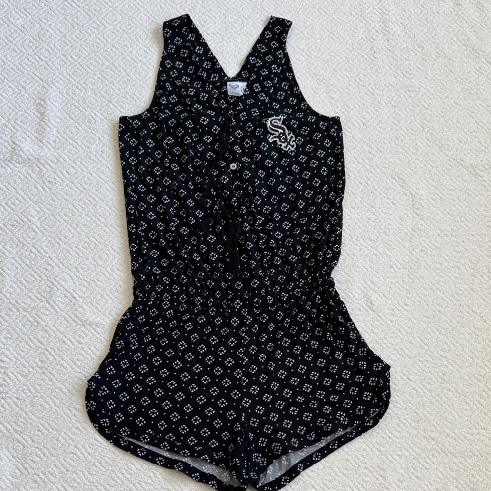 Concepts Sport White Sox Black Sleeveless Printed Romper with Elastic Waist Sz S